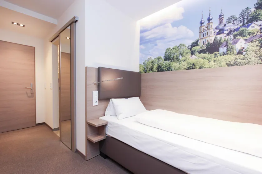City Hotel Würzburg - Image 1
