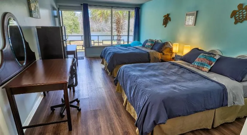 Bells Marina & Fishing Resort - Santee Lake Marion by I95 - Family Adventure, Pets on Request! - Image 1