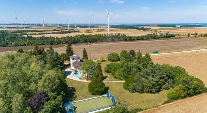 Crazy Villa Radar 89 - Heated pool - Multisports field - 2h Paris - 30p - Image 1