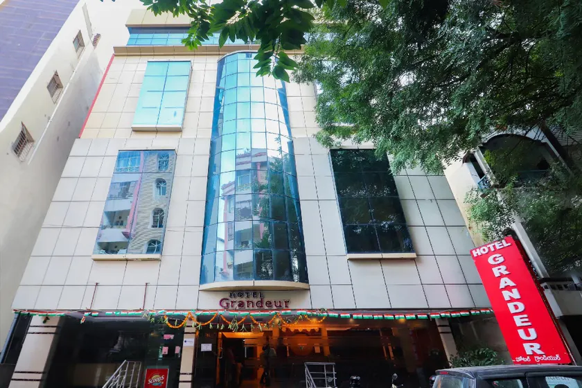 Super Hotel O Grandeur By orbit Hotels Near Chennai shopping mall - Image 1