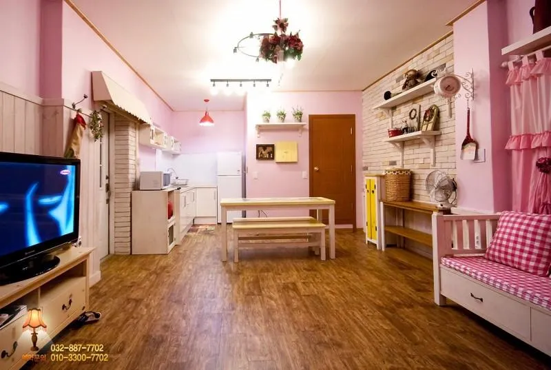 Daebu Island (Yeongheung Island) Windmill Pension Guesthouse - Image 1