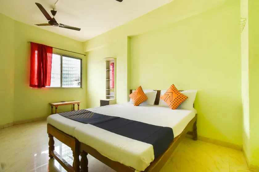 SPOT ON 65499 Tirupati Lodge - Image 1