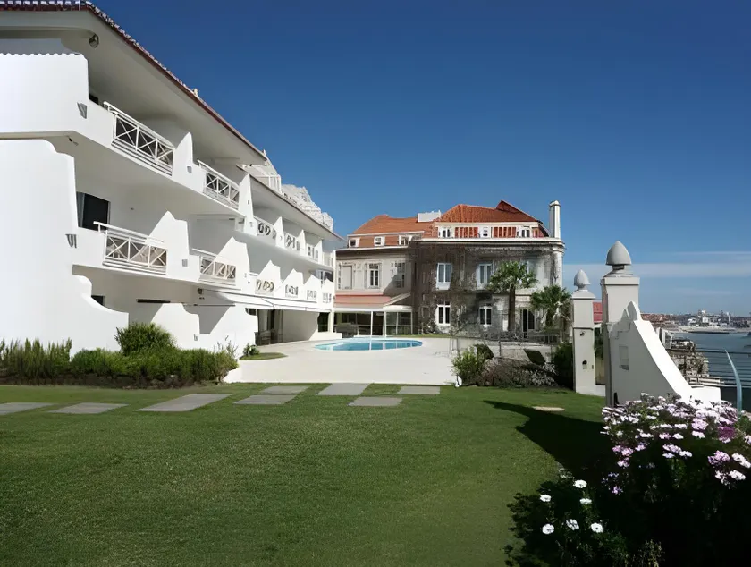 The Albatroz Hotel - Image 1