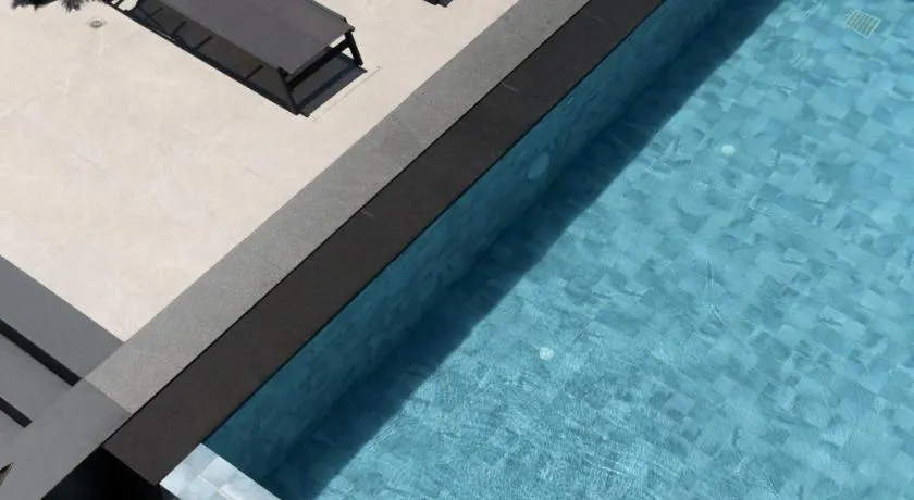 The Aqua Villa - Image 1