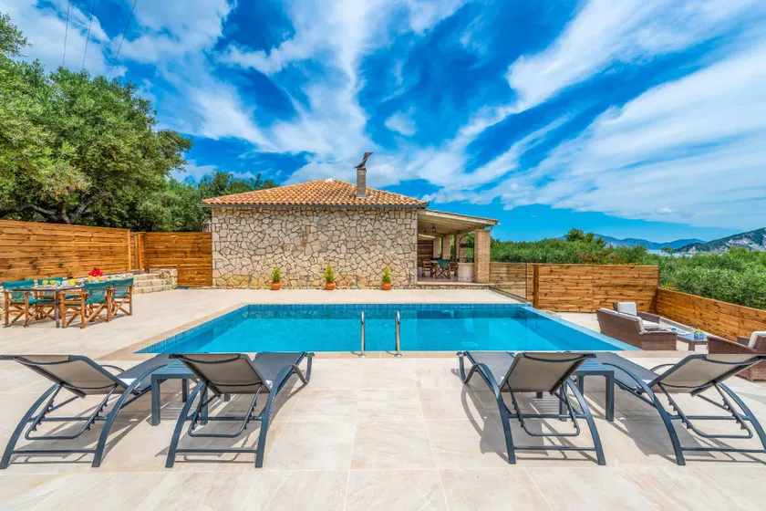 Villa Marathias - Image 1