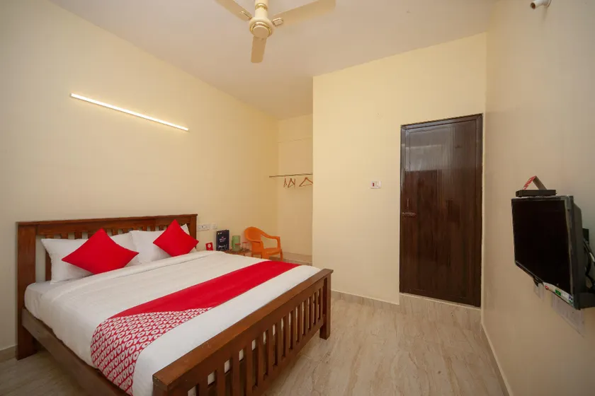 OYO 25004 Vinayak Residency - Image 1