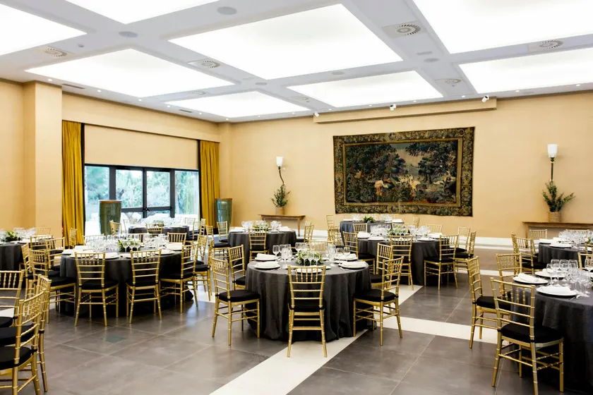 Hotel Pax Guadalajara - Image 1