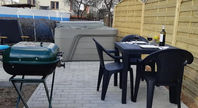 Apartments with outdoor SPA jacuzzi and sauna - Image 1