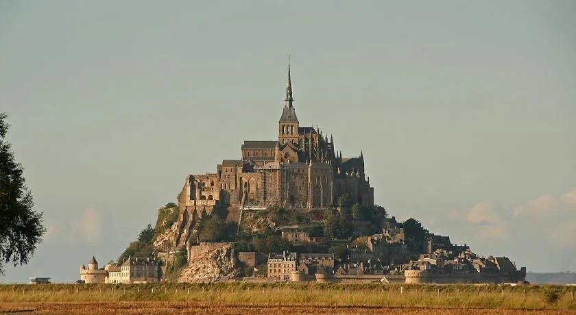 Le Petit Gîte du Mont - Image 1