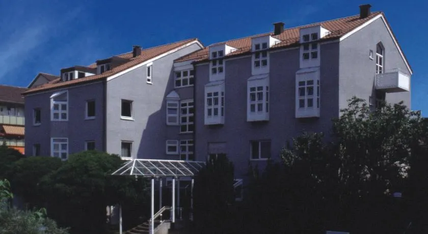 Cascade - Image 1