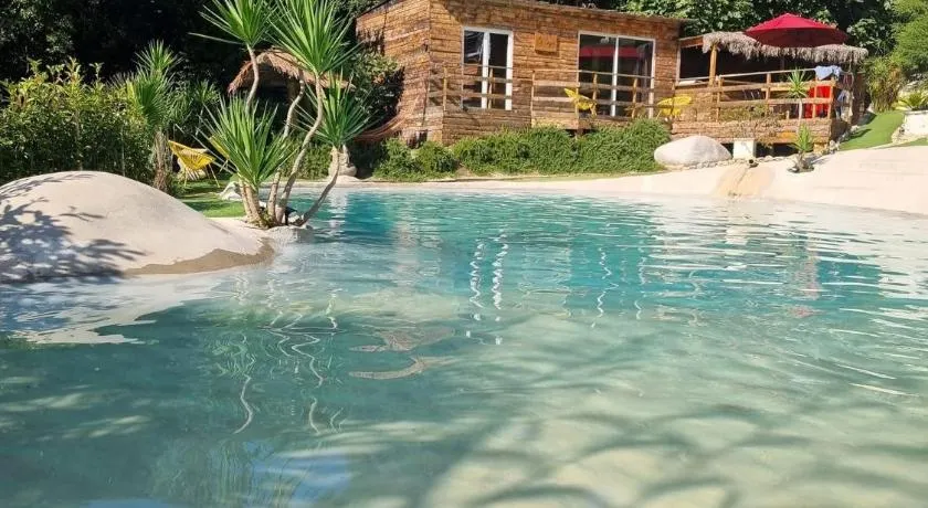 Le chalet au bord du lagon - Image 1