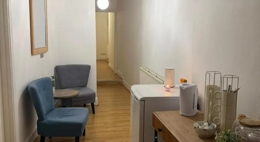 Catherines House Kings Cross Area - Image 1