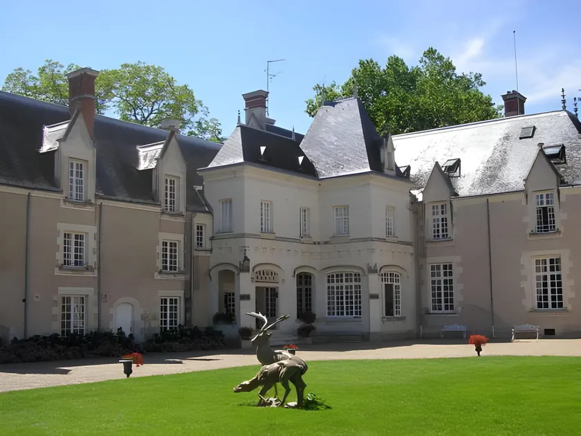 Château De Razay - Image 1