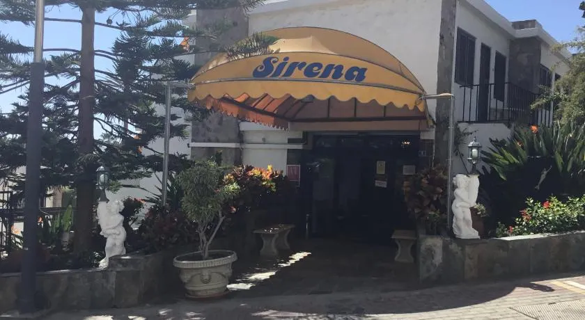 Apartamentos Sirena - Image 1