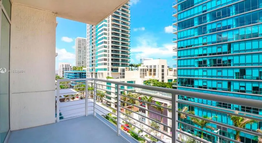 Wonderful 1 bedroom condo in Midtown. - Image 1