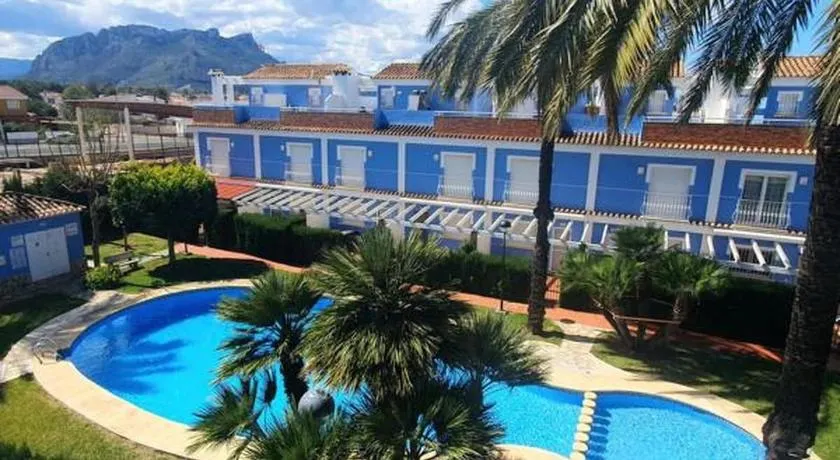 Adosado Villas Alfar con Piscina - Image 1