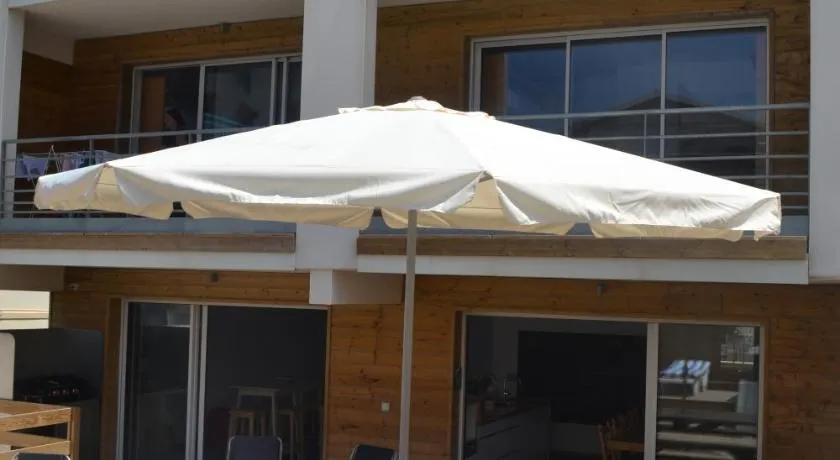 BodyGo Surfhouse - Image 1