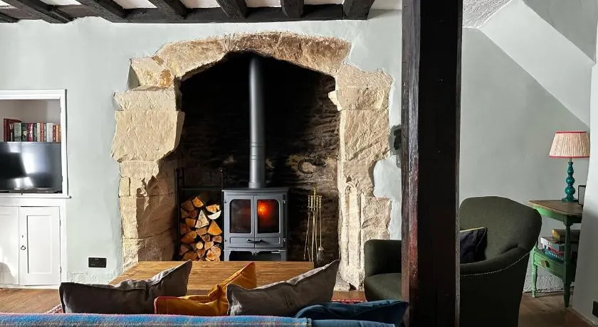 Cosy Cottage in Lechlade - Image 1