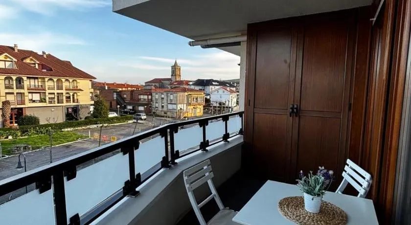 Apartamento en Ajo, Cantabria - Image 1