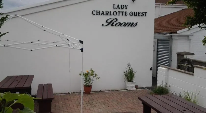 Lady Charlotte Guest rooms triple rooms - Image 1