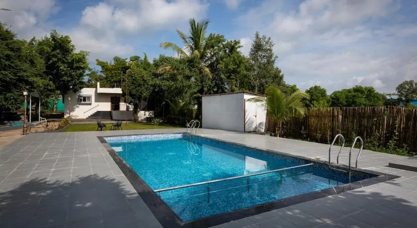 CosmicStays Casa Ivory Private Pool Villa near Mulshi - Image 1