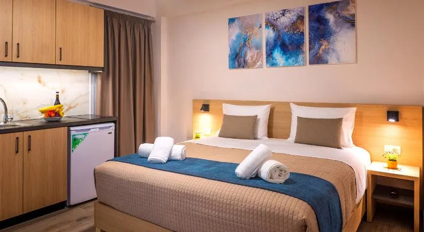 Nicole Rooms - Image 1