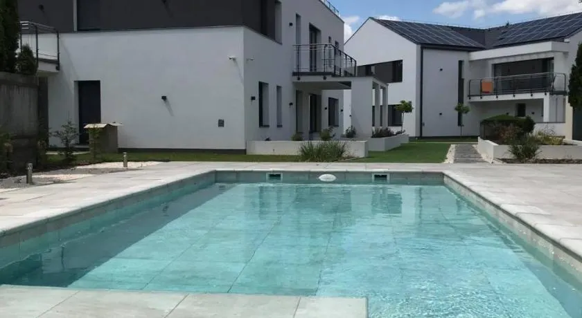 Oasis Residence - Image 1