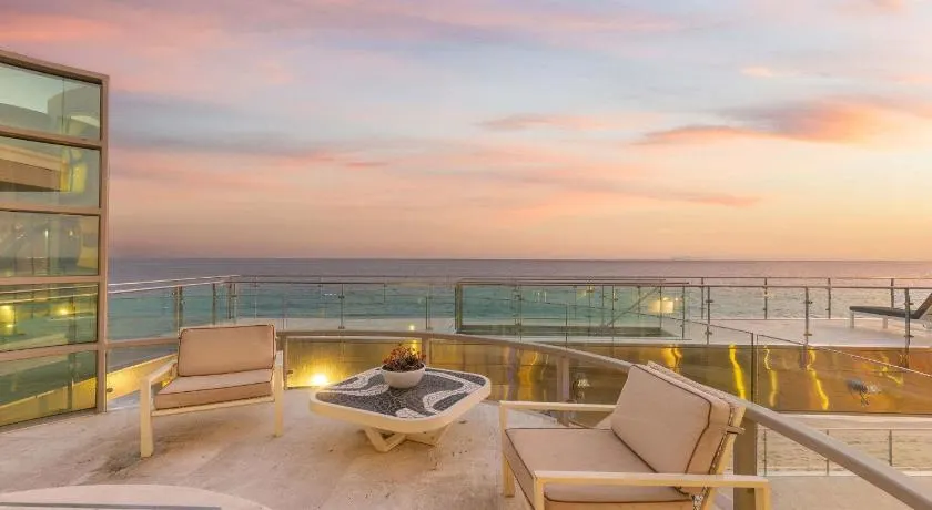 Malibu Yacht Club by Stay Awhile Villas - Image 1