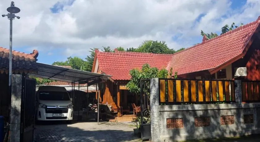 Jogja Dream Tours& Homestay - Image 1
