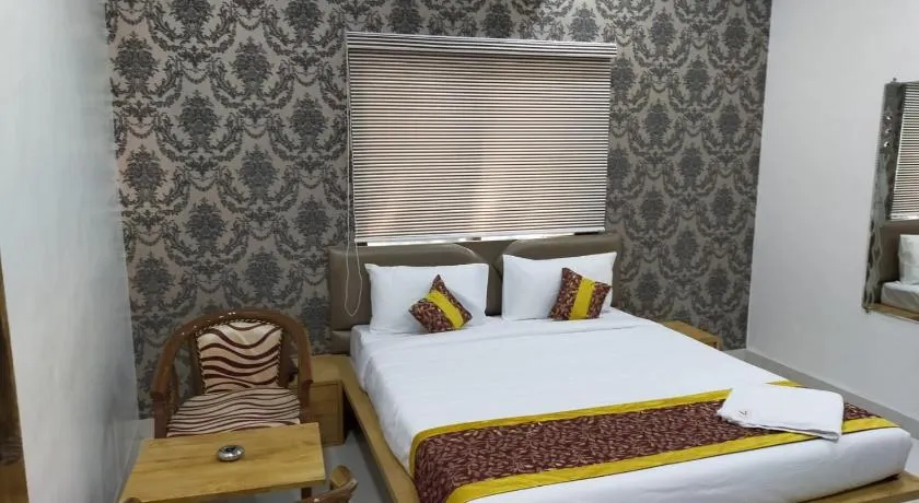 Hotel SR Executive, Akola - Image 1