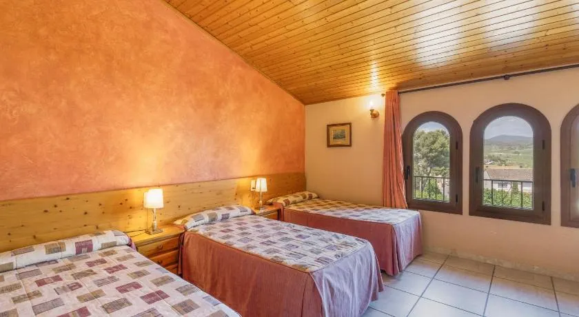 Voll ausgestattetes B&B mit Pool, Grill und Garten | Haustiere erlaubt - Image 1