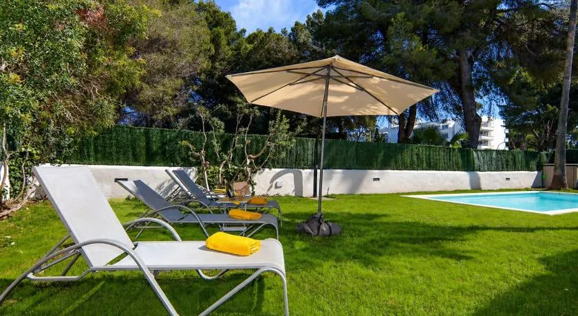 TAMARELLS Casa a 100 metri dalla spiaggia di Alcudia - Image 1
