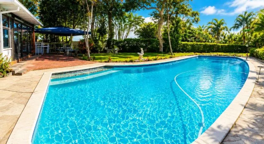 Tranquil Studio Retreat with Pool and Garden in eThekwini - Image 1