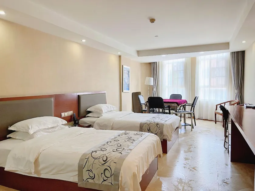 Bohui Boutique Hotel (Wuhan High-speed Railway Station Honggangcheng Subway Station) - Image 1