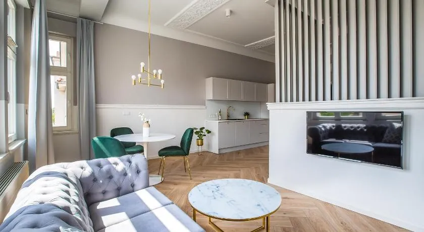 Homewell Boutique Apartments - Image 1