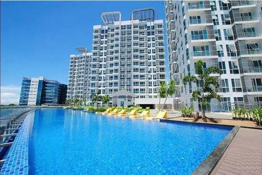 Mactan Newtown Condo for daily rent - Image 1