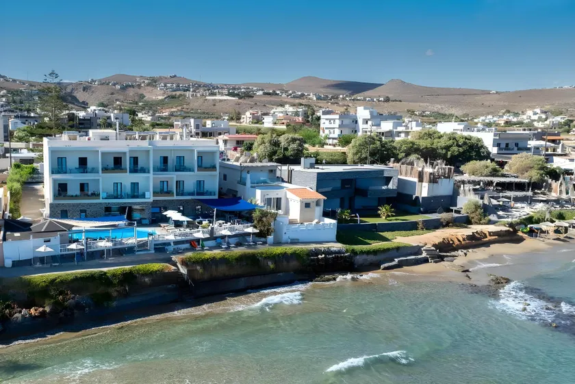 Sunset Beach Hotel - Image 1