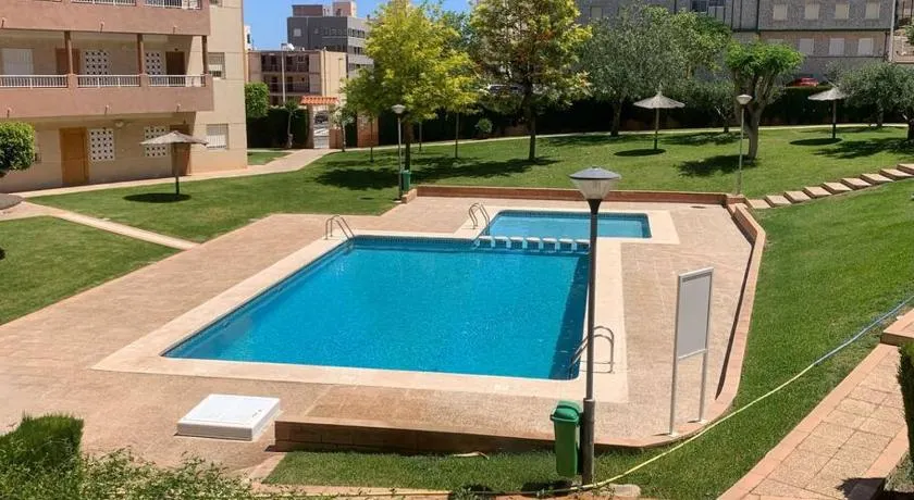 Apartamento renovado cerca de la playa - Image 1