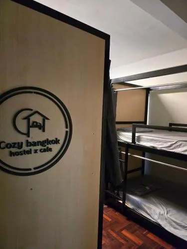 Cozy bangkok hostel - Image 1