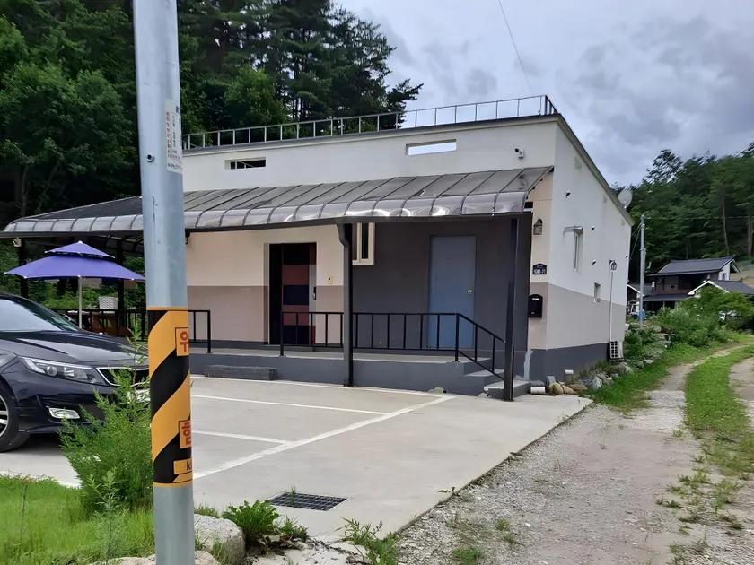 Yangyang Haewasol House - Image 1