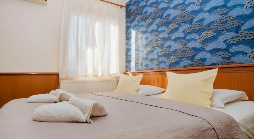 König Hotel - Image 1