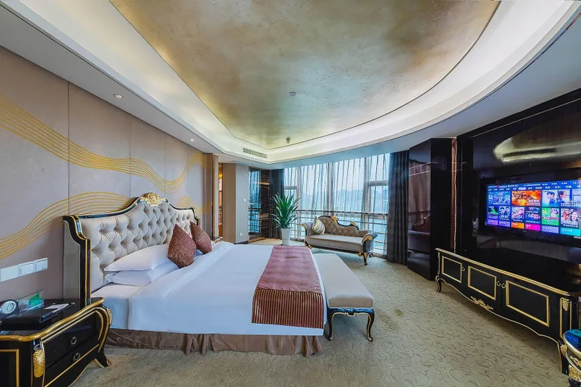 Tongsheng Hotel - Image 1