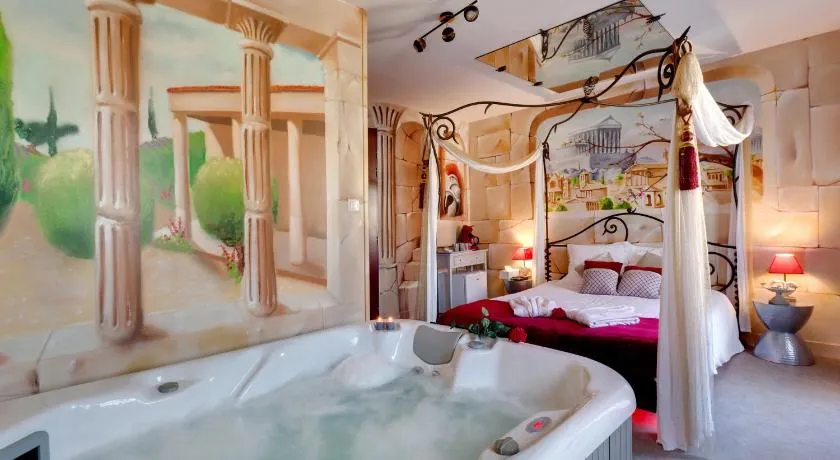 Chambre VENUS avec Jacuzzi privatif - Image 1