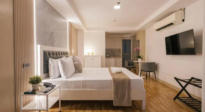 Skypark Bay Hotel - Image 1