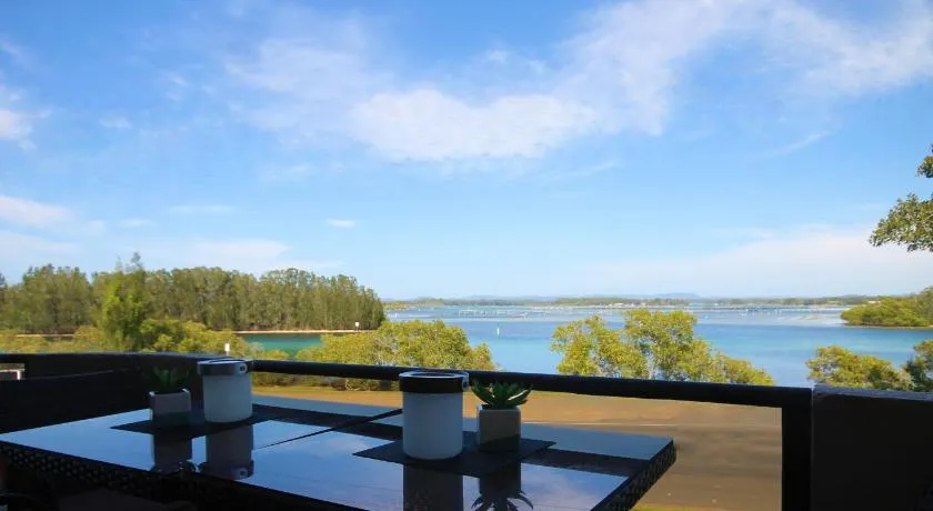 CHILL-OUT LAKESIDE @ FORSTER - frente al mar en el lago Wallis con vistas al agua directas - Image 1