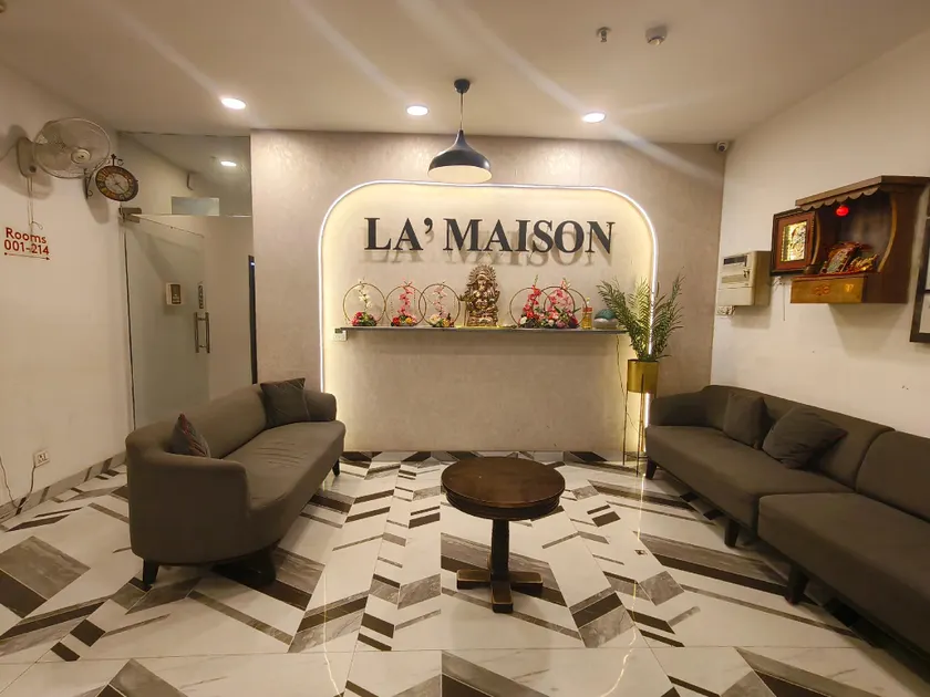 Hotel La Maison - Image 1