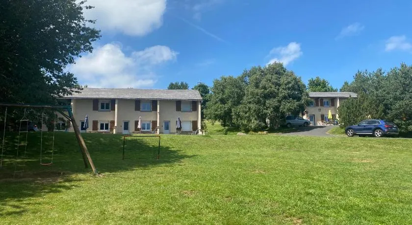 Les Genêts du Sancy - Image 1