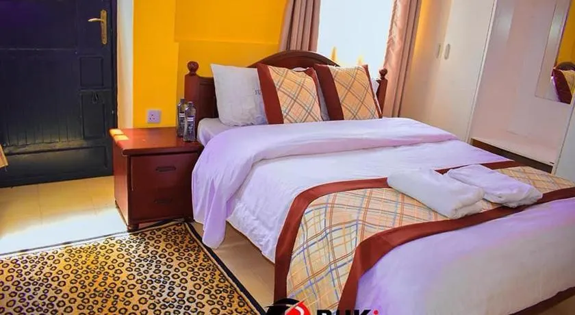 Buki Hotel - Image 1