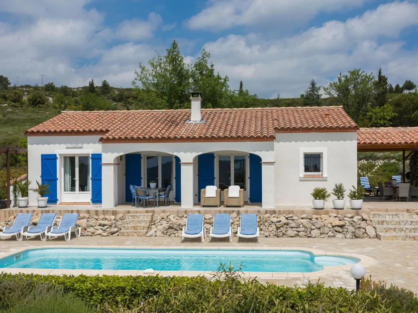Luxurious Villa in Camplong with jacuzzi - Image 1