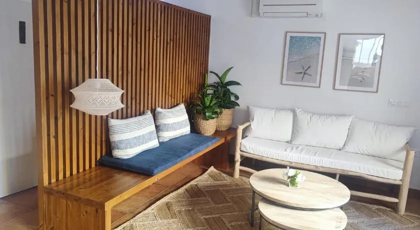 Hotel Bonaire - Image 1